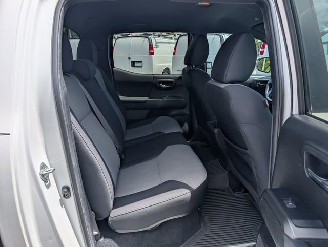 Used 2022 Toyota Tacoma TRD Sport w/ Technology Package image 17