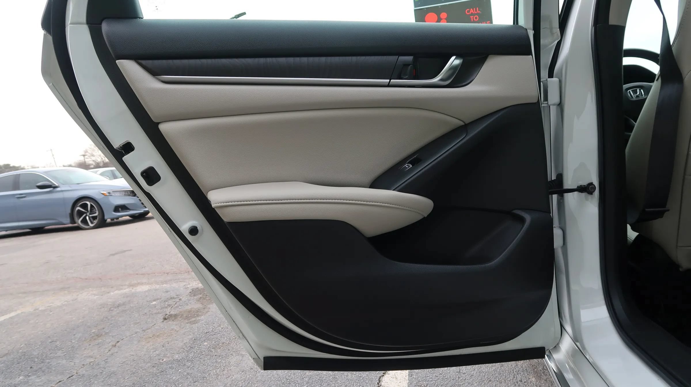 Used 2021 Honda Accord EX-L image 46