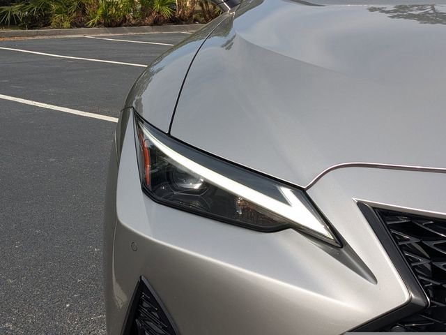 Certified 2022 Lexus IS 350 F Sport RWD image 10