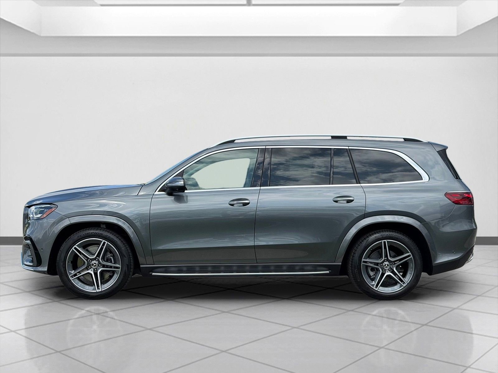New 2026 Mercedes-Benz GLS 450 4MATIC image 5