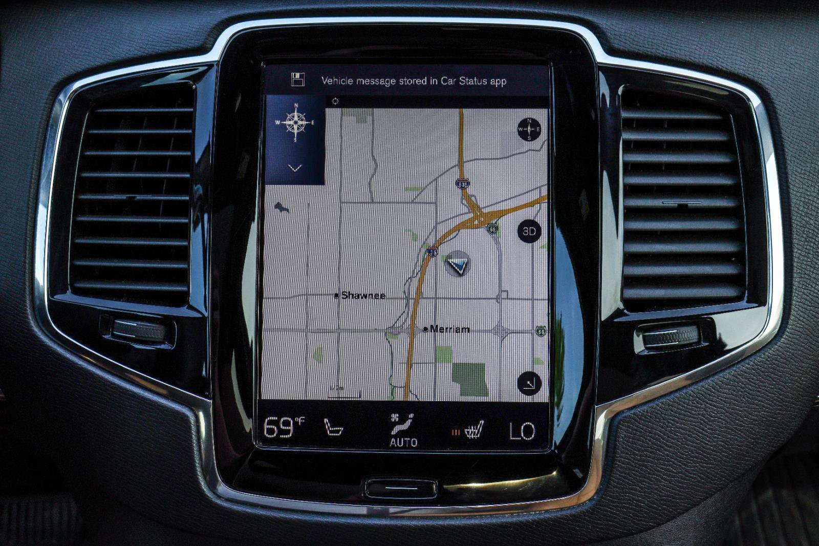 Used 2018 Volvo XC90 T6 Momentum w/ Convenience Package AWD/4WD image 8