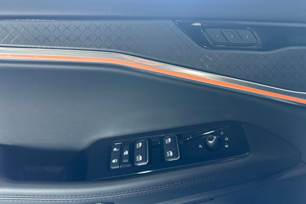 New 2025 Jeep Wagoneer S Limited AWD/4WD image 8