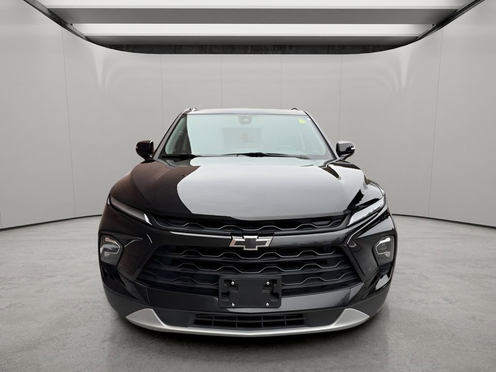 Used 2023 Chevrolet Blazer LT w/ Midnight/Sport Edition image 8
