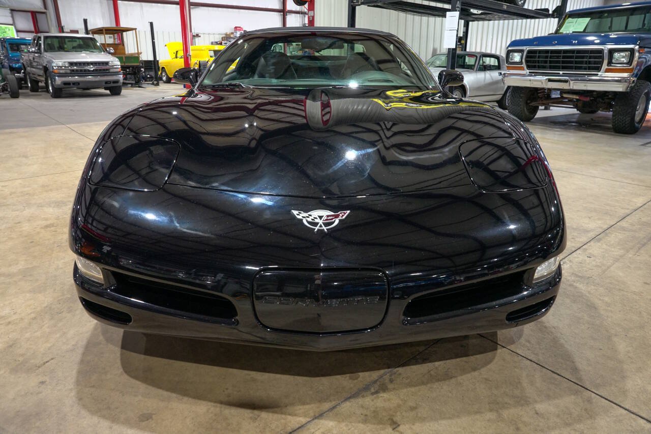 Used 2003 Chevrolet Corvette Convertible w/ Preferred Equipment Group1 RWD image 27