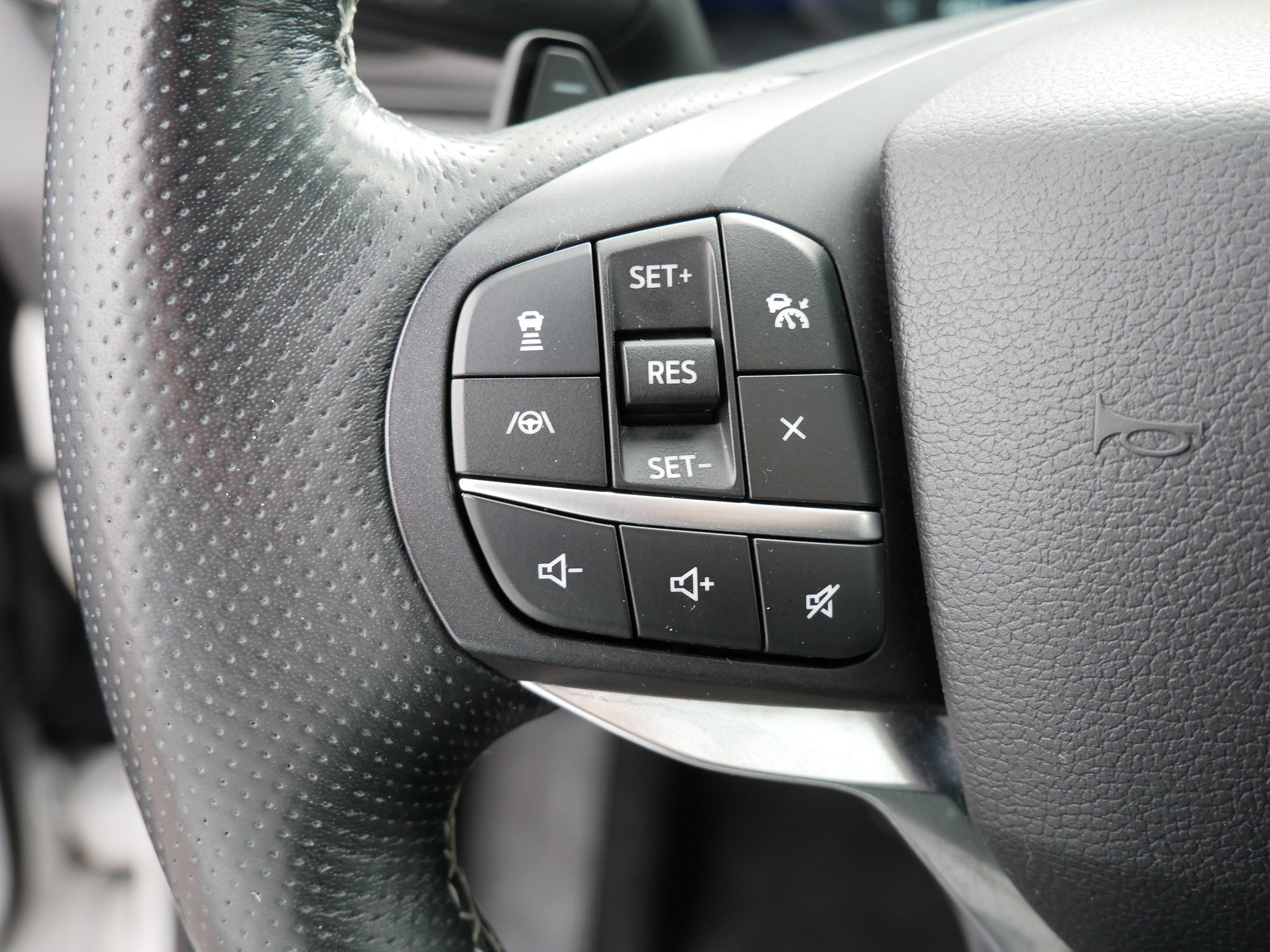 Used 2020 Ford Explorer ST AWD/4WD image 29