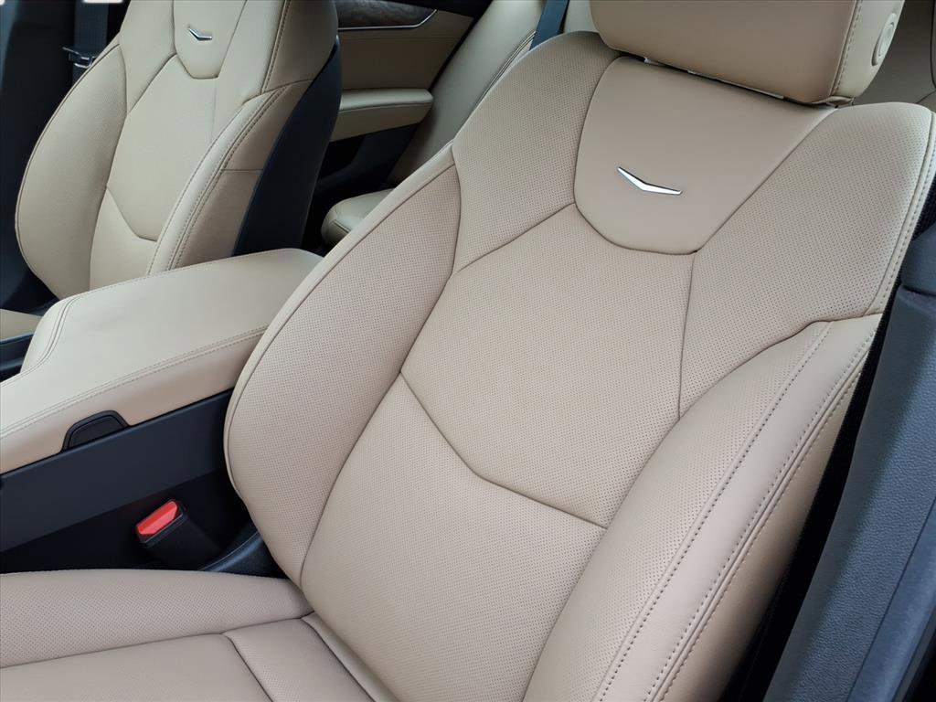 New 2026 Cadillac CT5 V image 14