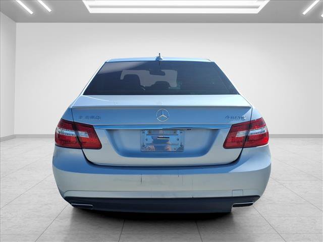 Used 2013 Mercedes-Benz E 350 4MATIC Sedan image 10