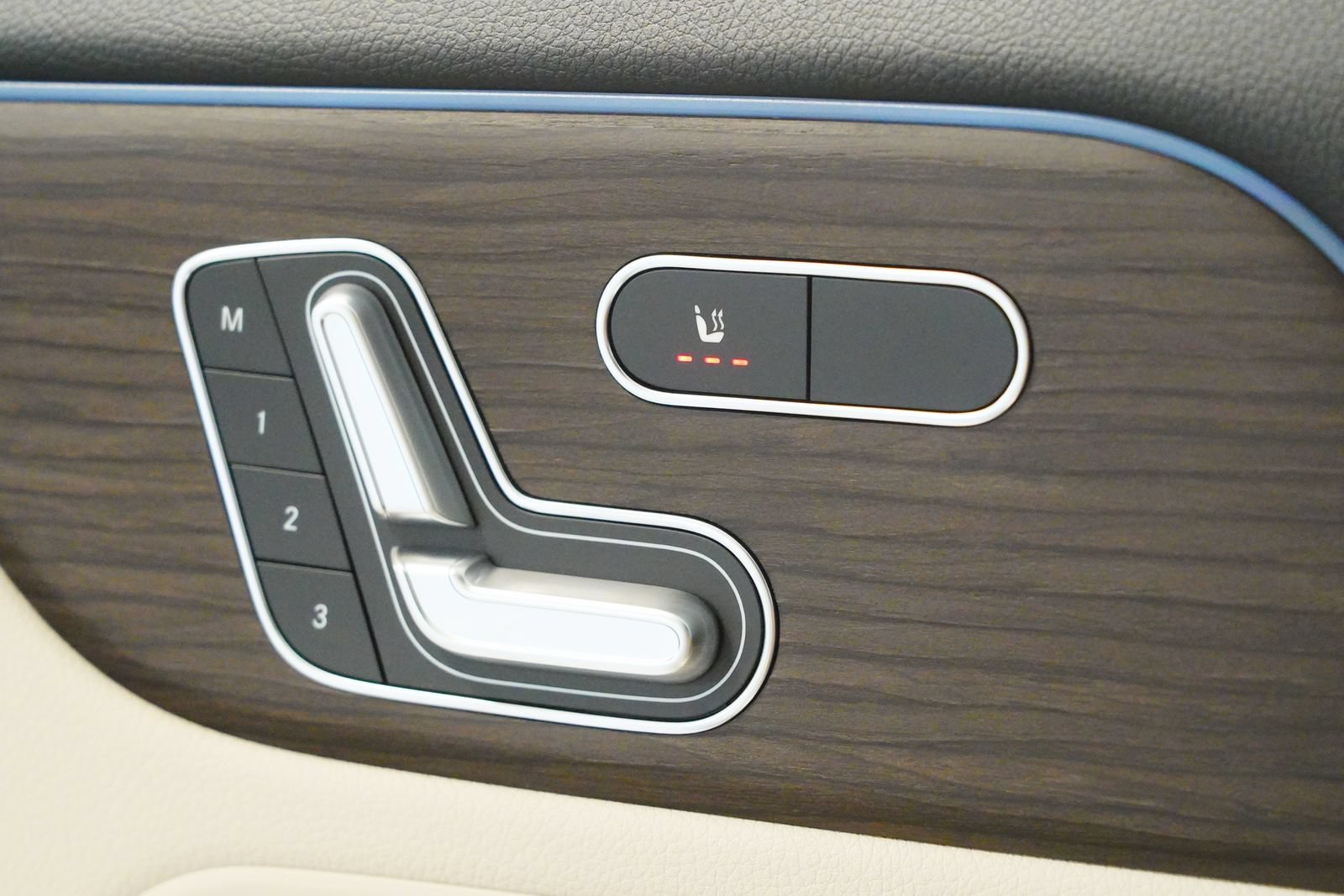 New 2026 Mercedes-Benz GLA 250 4MATIC image 30