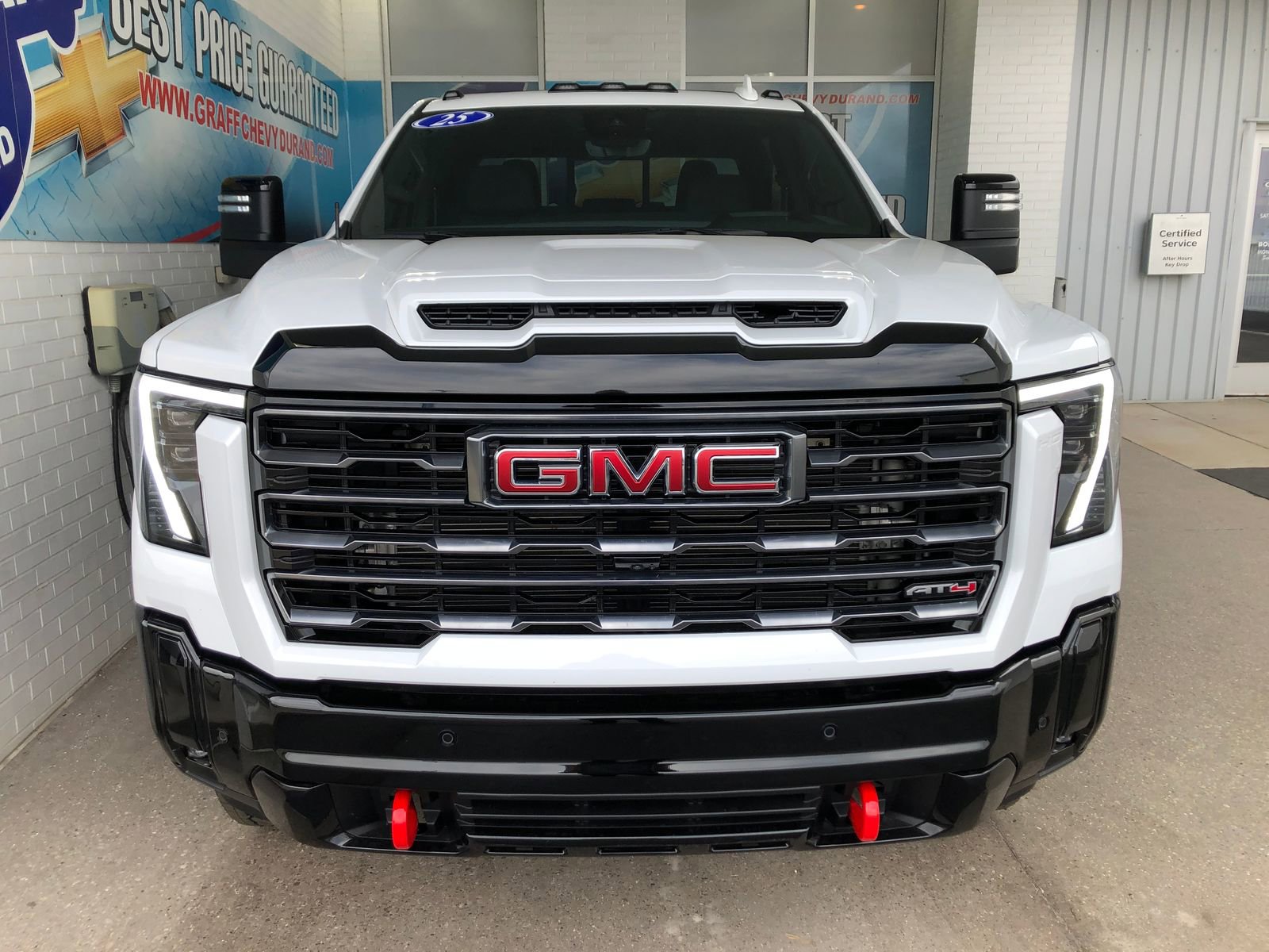 Used 2025 GMC Sierra 3500 AT4 w/ AT4 Premium Plus Package AWD/4WD image 2