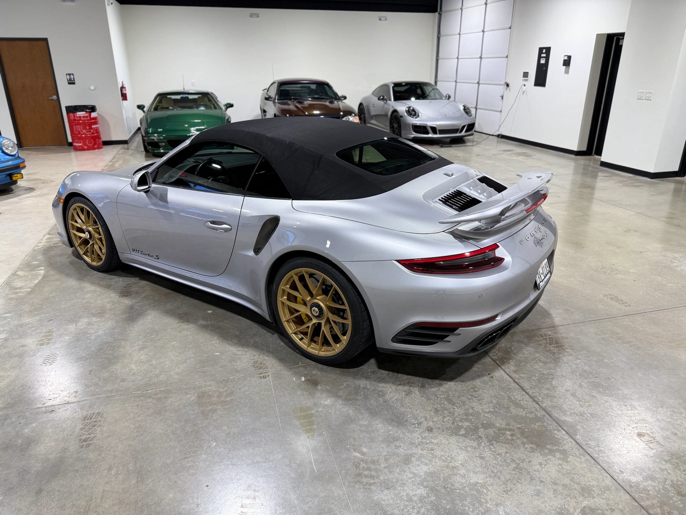 Used 2017 Porsche 911 Turbo S AWD/4WD image 30