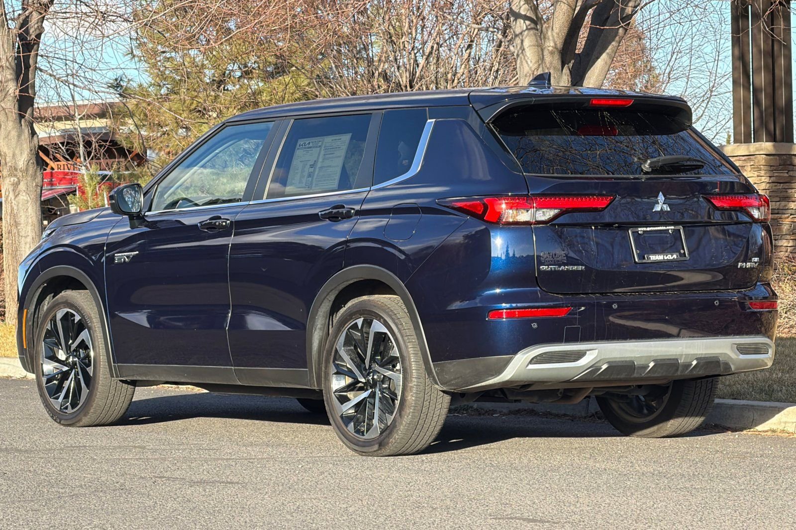 Used 2024 Mitsubishi Outlander SE image 6