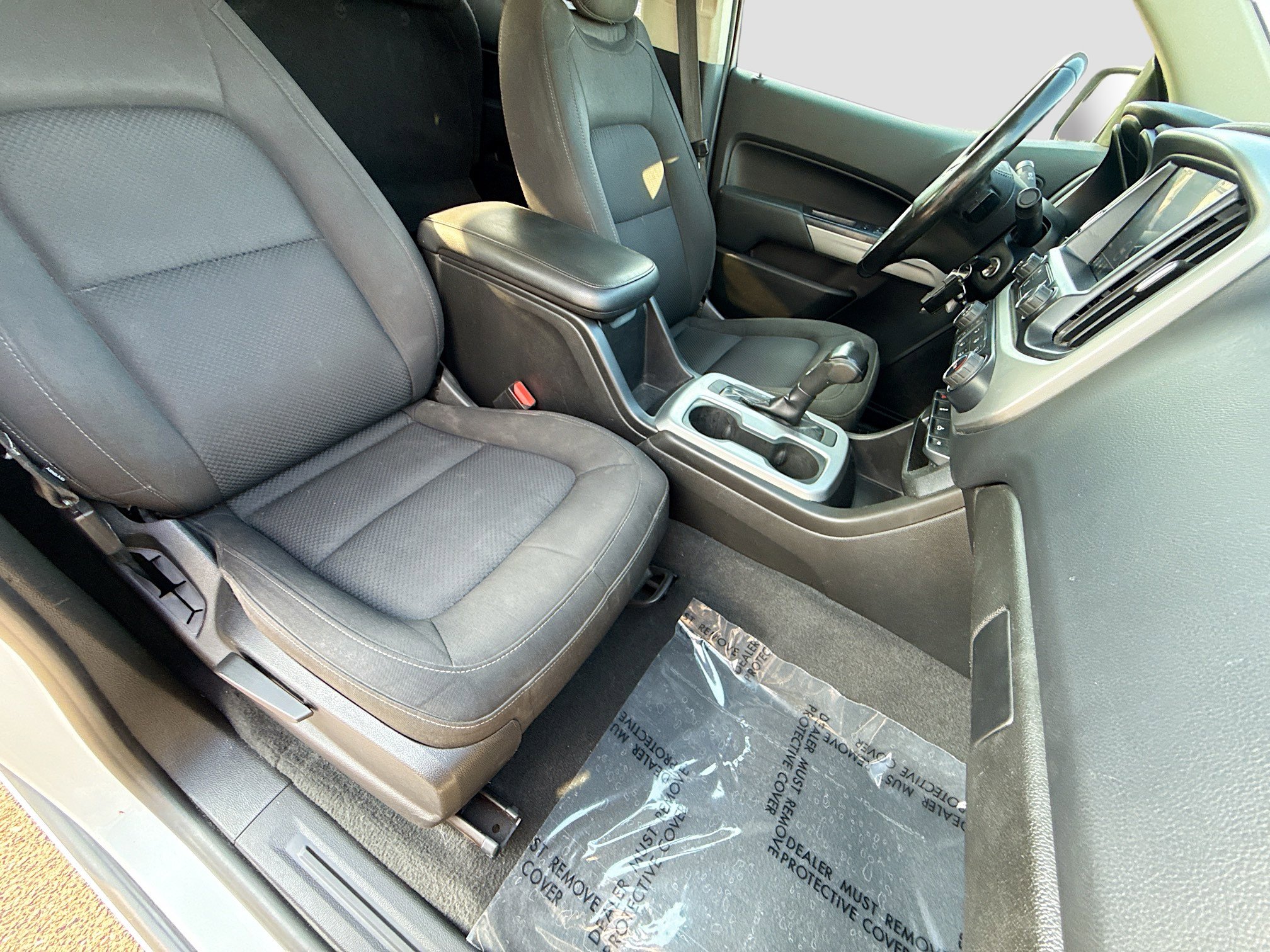 Used 2021 Chevrolet Colorado LT image 14