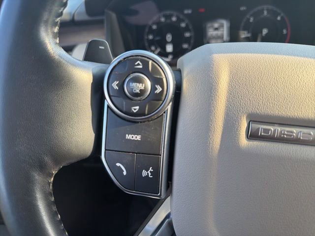 Used 2018 Land Rover Discovery HSE AWD/4WD image 22