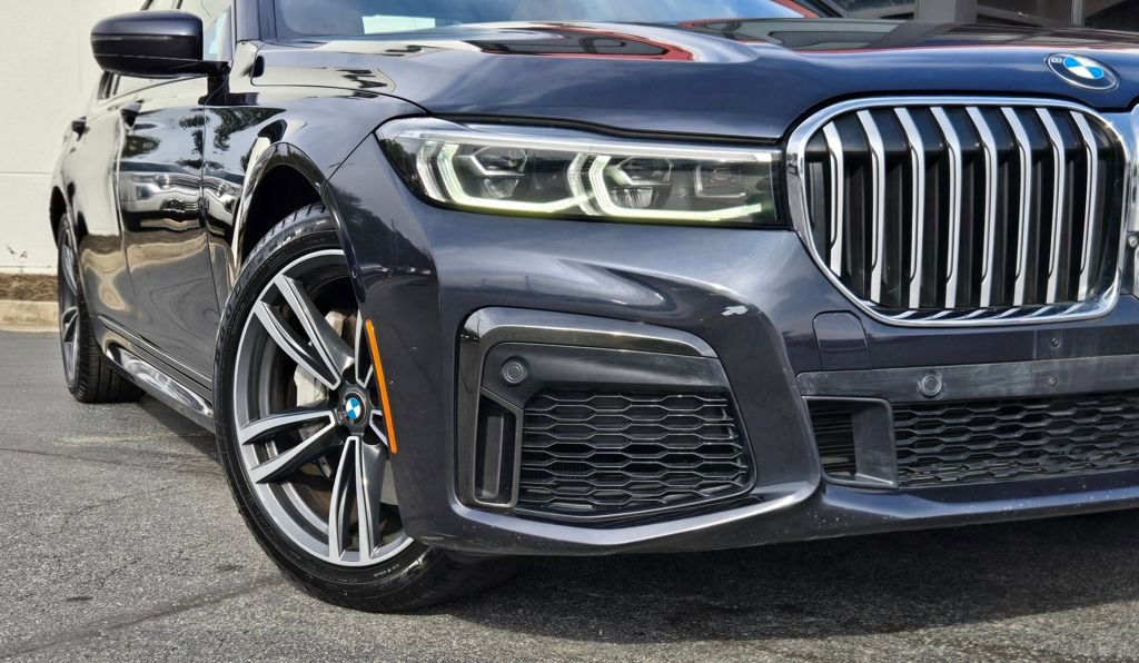 Used 2021 BMW 740i xDrive 740i xDrive w/ M Sport Package image 11