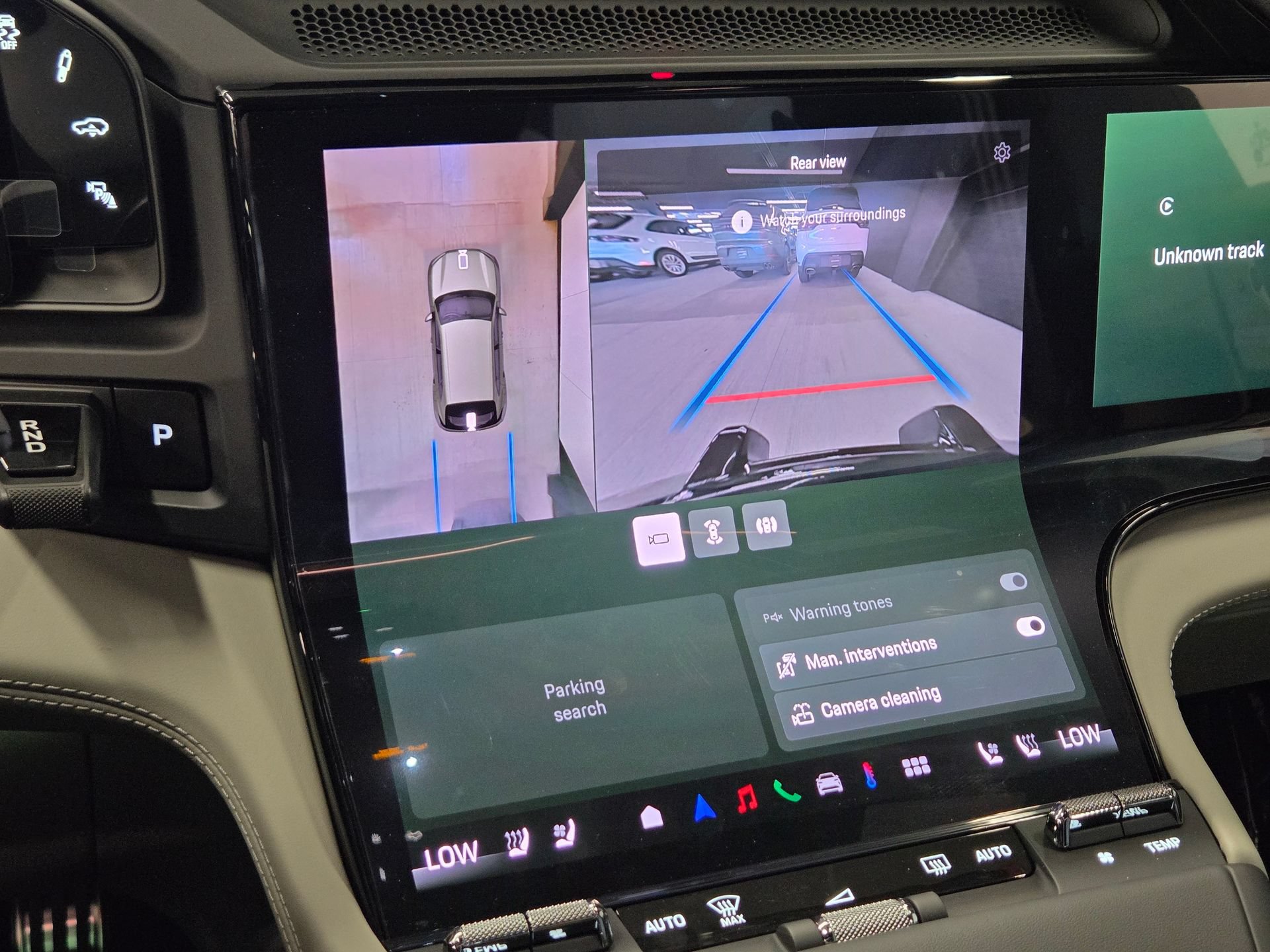 New 2026 Porsche Cayenne Electric AWD/4WD image 22