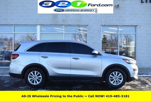 Used 2019 Kia Sorento LX image 3