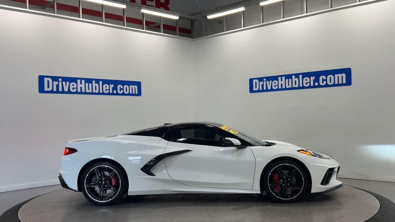 Used 2024 Chevrolet Corvette Stingray Convertible w/ 1LT RWD image 3