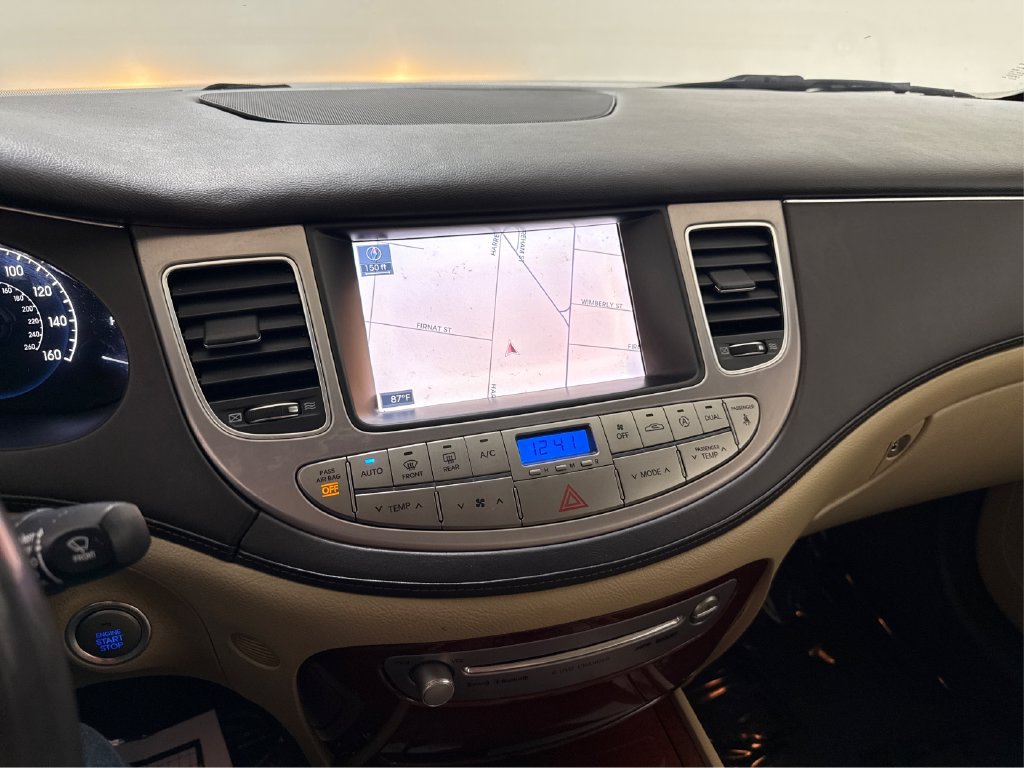 Used 2012 Hyundai Genesis 3.8 w/ Premium Pkg RWD image 35