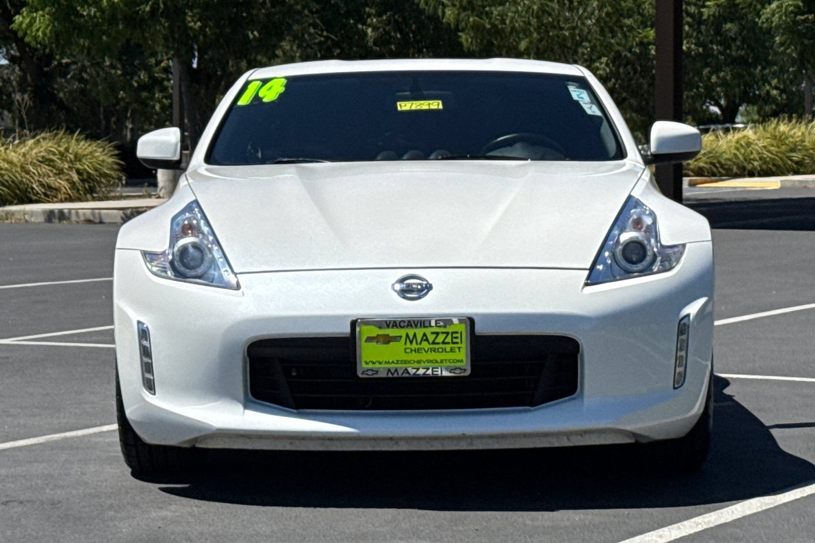 Used 2014 Nissan 370Z Touring RWD image 6