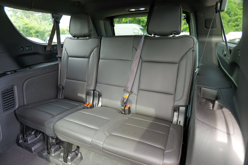 Used 2023 Chevrolet Suburban High Country AWD/4WD image 30
