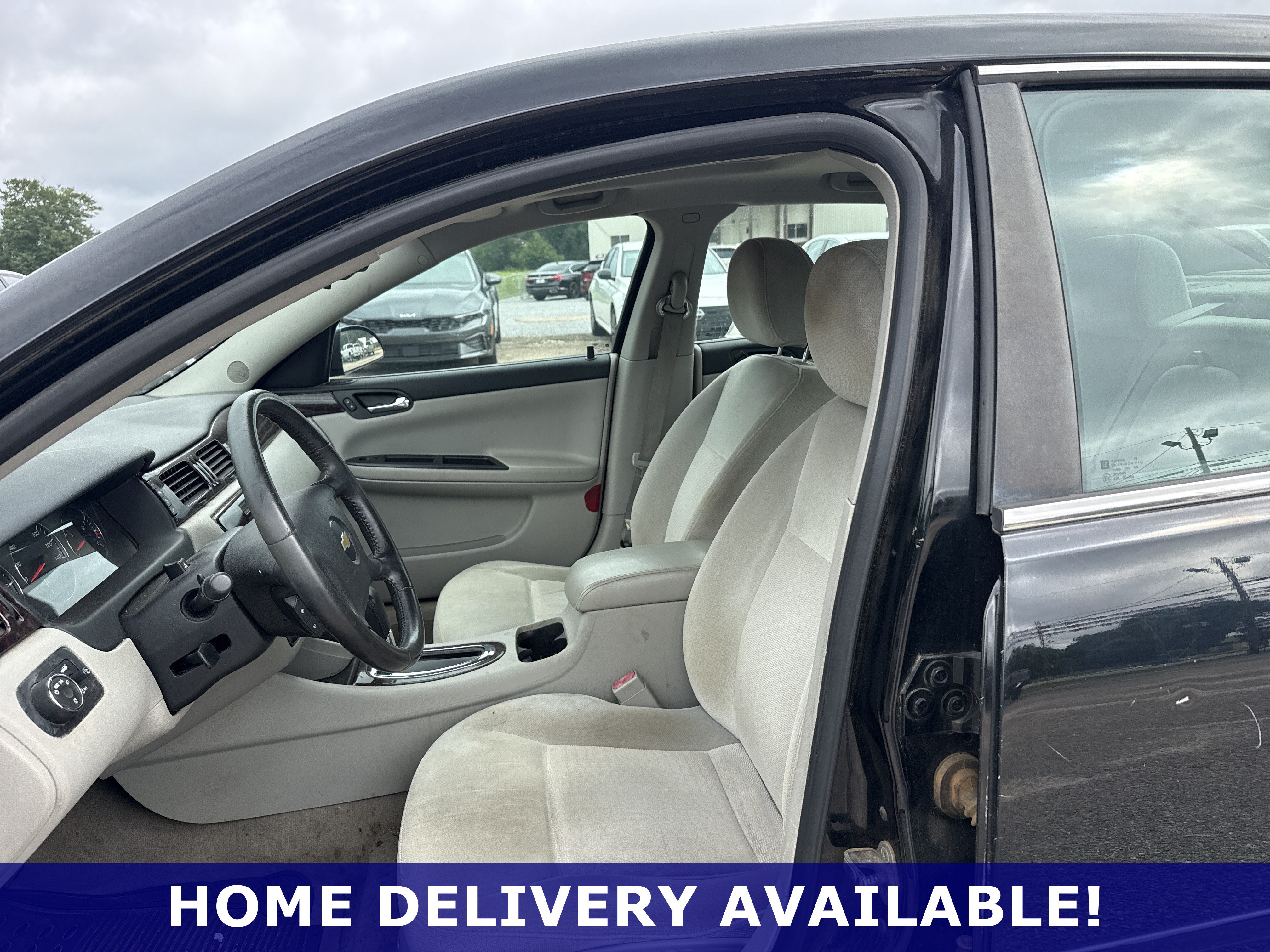 Used 2012 Chevrolet Impala LT w/ LT Sunroof Package FWD image 11