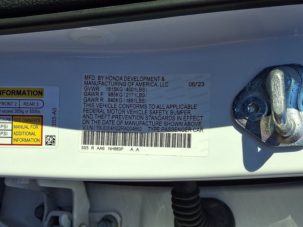 Used 2024 Acura Integra FWD image 28