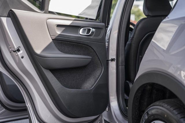 Used 2026 Volvo XC40 B5 Plus w/ Protection Package Premier image 32