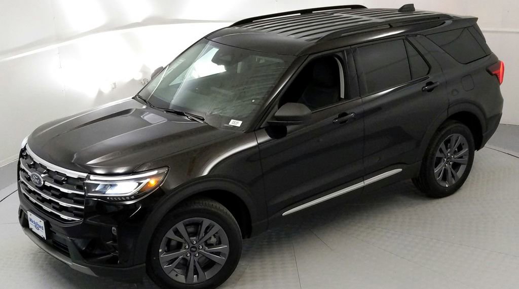 New 2025 Ford Explorer Active w/ Active Comfort Package image 19