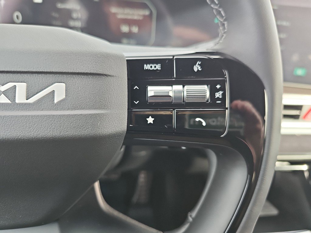 New 2026 Kia Sorento SX Prestige image 14