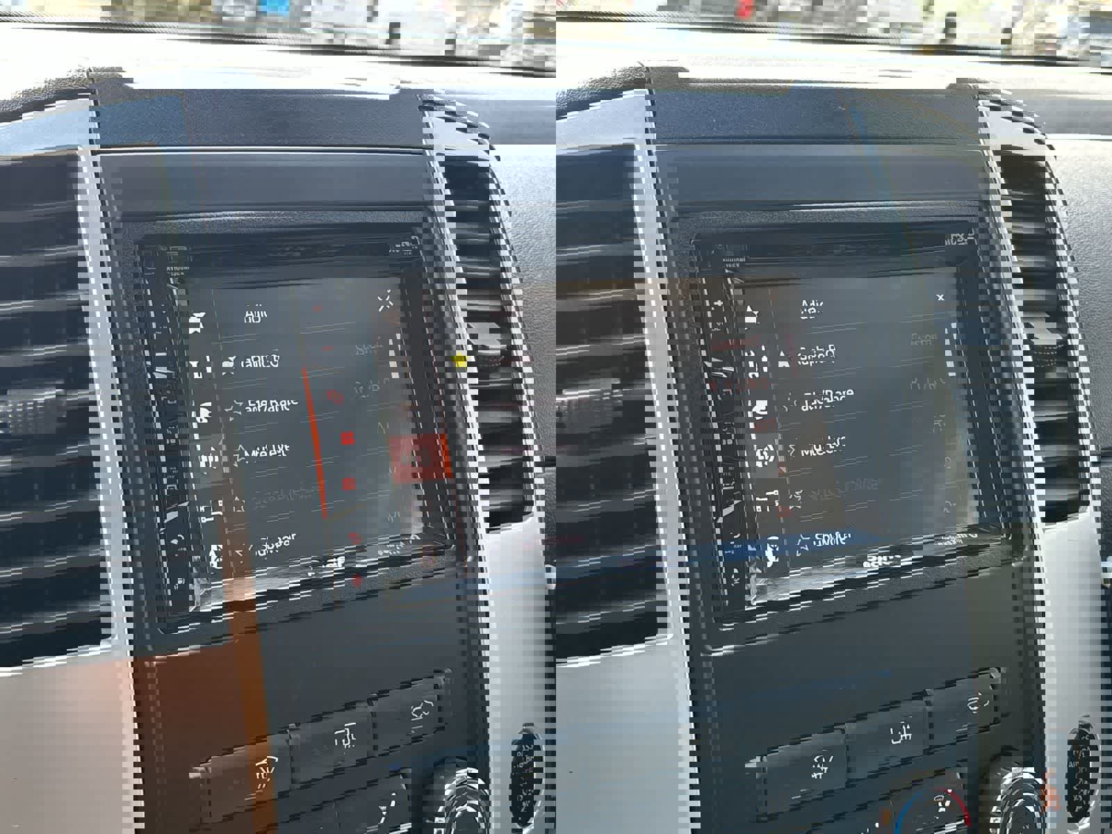 Used 2012 Nissan Xterra PRO-4X w/ Pro-4x Leather Pkg image 20