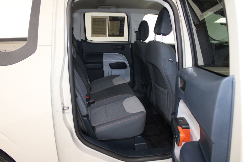 Used 2024 Ford Maverick XLT image 33