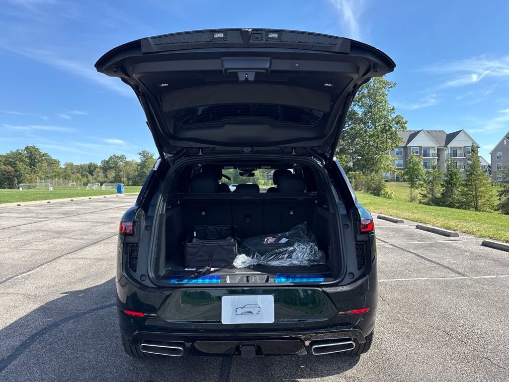 New 2025 Land Rover Range Rover Sport Dynamic SE image 9