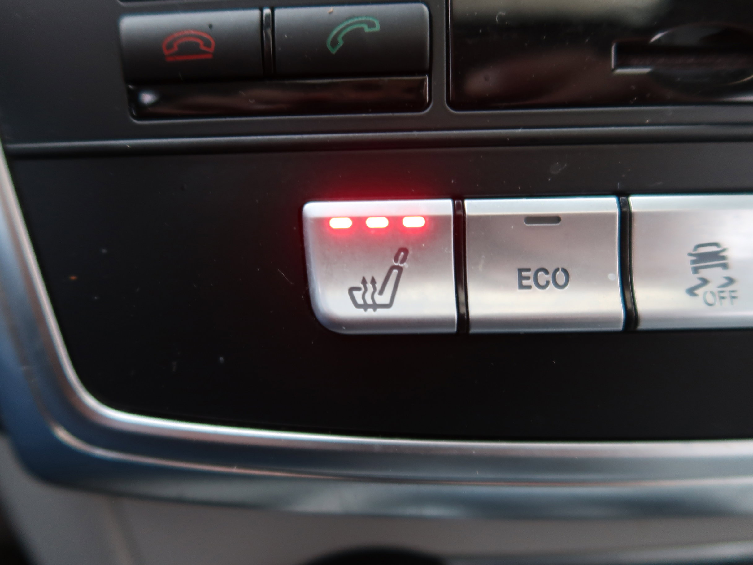 Used 2015 Mercedes-Benz ML 250 BlueTEC 4MATIC w/ Premium 1 Package image 20