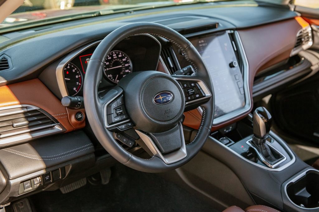 Used 2022 Subaru Outback Touring XT w/ Popular Package #2 image 10