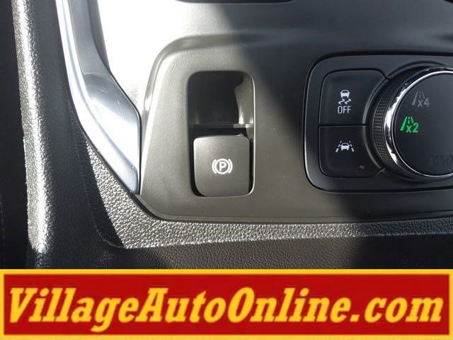 Used 2021 Chevrolet Traverse LT image 28