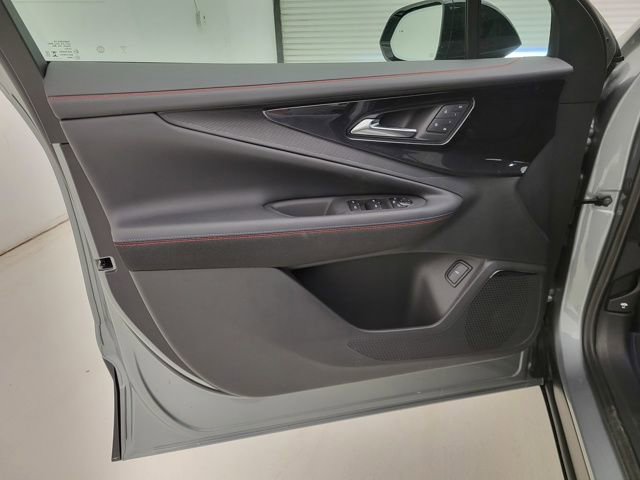 New 2025 Chevrolet Blazer EV RS image 30