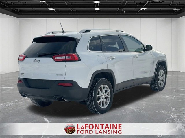 Used 2016 Jeep Cherokee Latitude w/ Cold Weather Group image 5