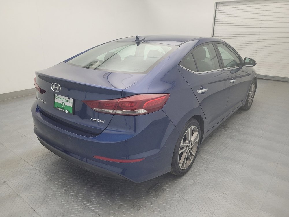 Used 2017 Hyundai Elantra Limited image 9