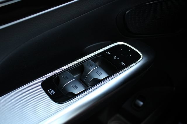 New 2026 Mercedes-Benz GLC 300 4MATIC image 7