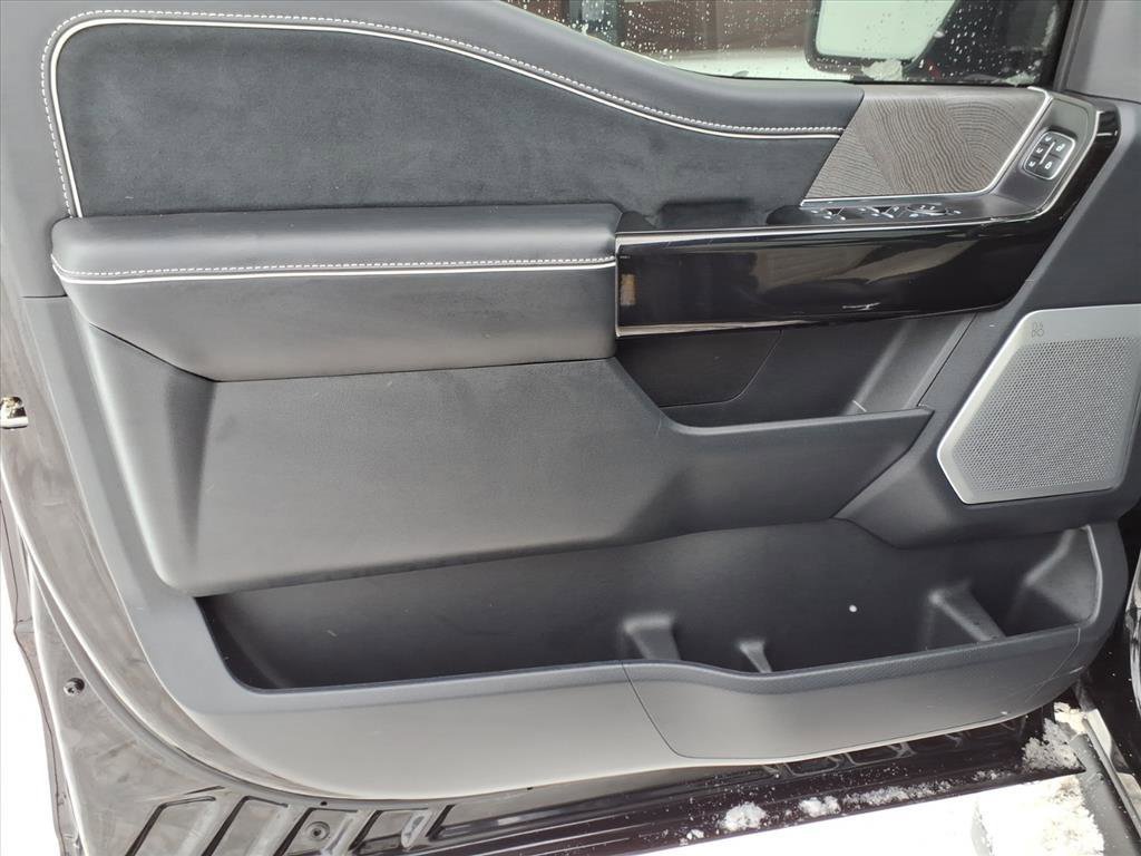 Used 2024 Ford F150 Lightning Platinum image 13