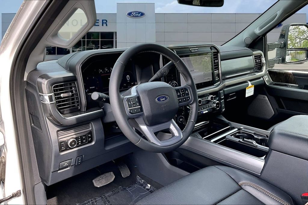New 2026 Ford F250 Lariat w/ Black Appearance Package image 8
