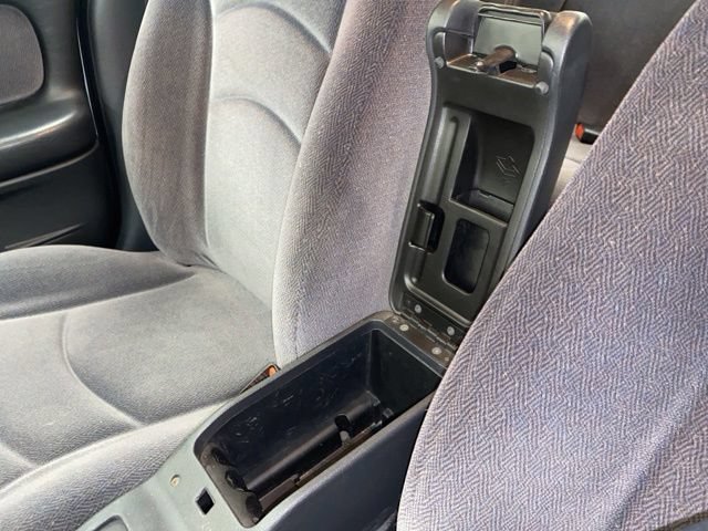 Used 2002 Chrysler Sebring LX FWD image 28