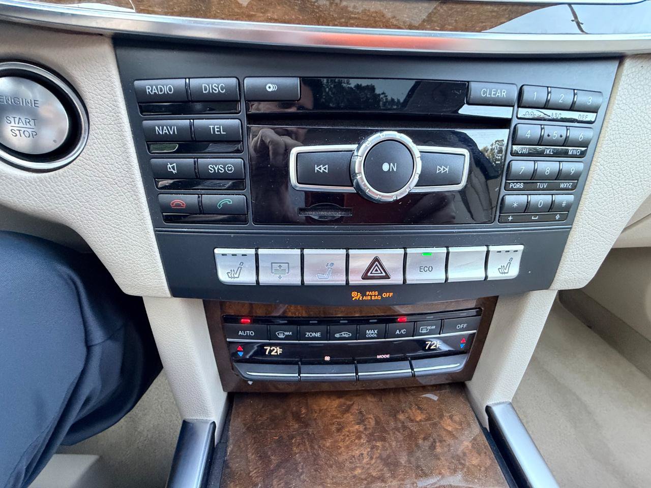 Used 2014 Mercedes-Benz E 350 Sedan image 21