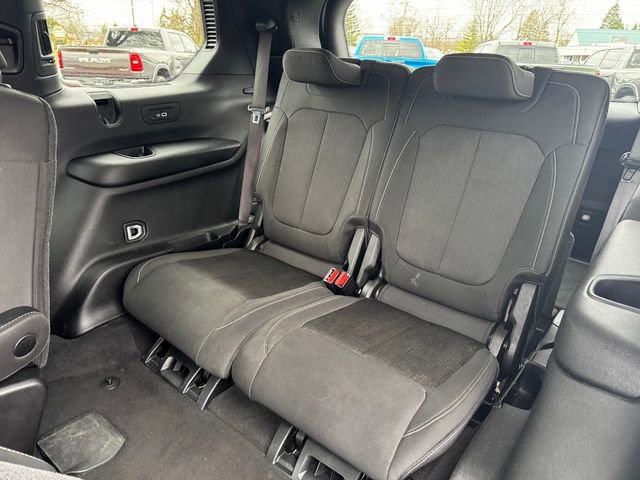 Certified 2025 Jeep Grand Cherokee L Laredo w/ Luxury Tech Group I image 22