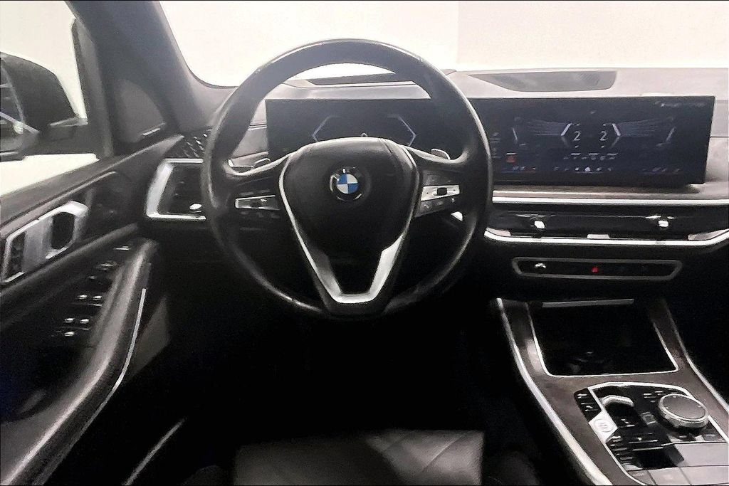 Used 2024 BMW X5 xDrive40i AWD/4WD image 5