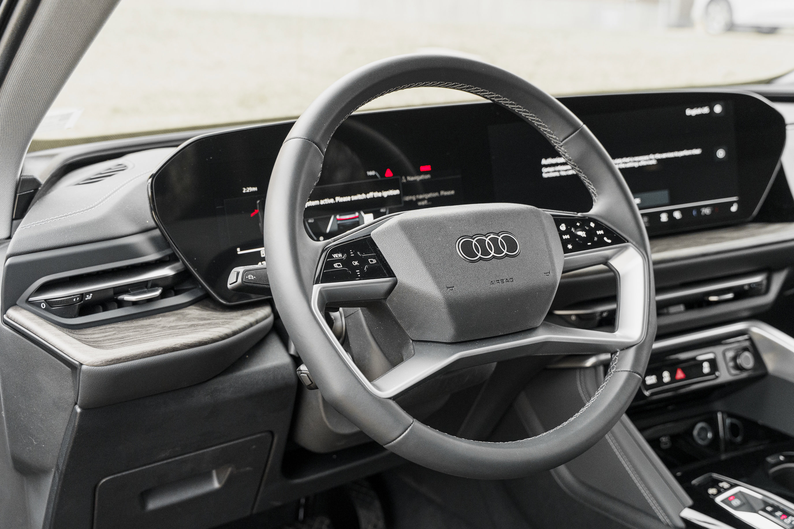 Certified 2025 Audi Q5 Premium w/ Convenience Package image 10