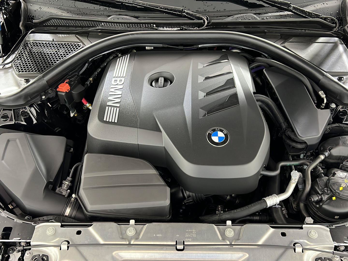 New 2026 BMW 330i xDrive Sedan w/ Convenience Package AWD/4WD image 15