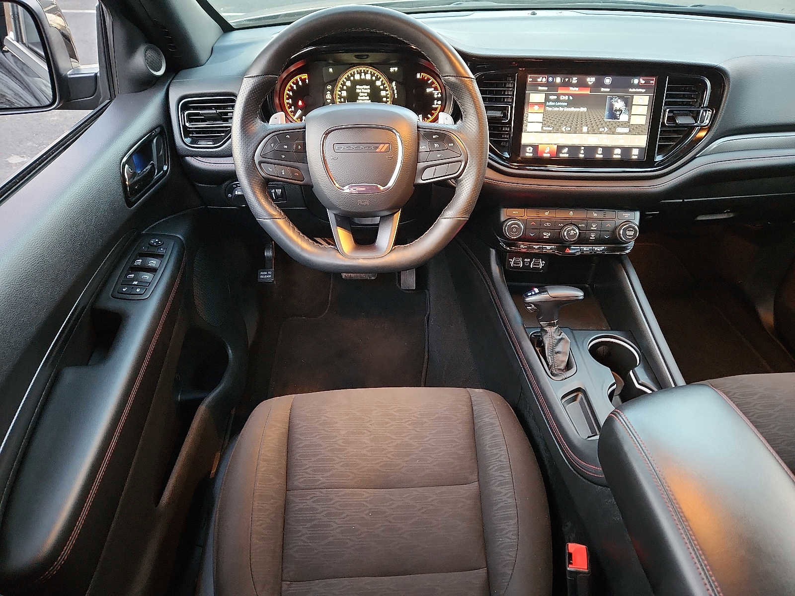 Used 2025 Dodge Durango GT image 12