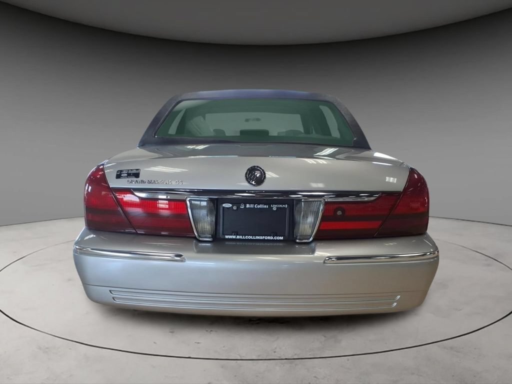 Used 2005 Mercury Grand Marquis GS RWD image 9