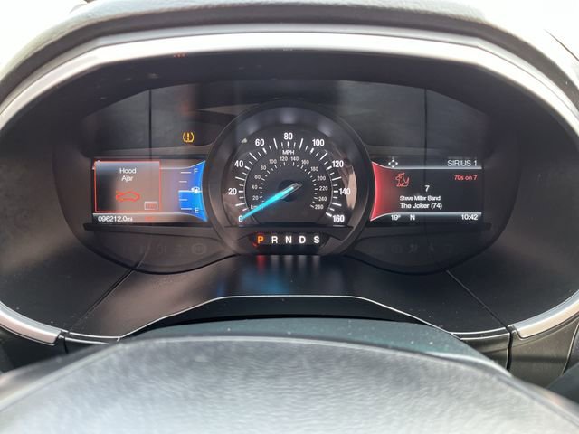 Used 2016 Ford Edge Titanium AWD/4WD image 12